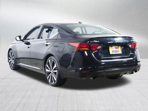 2020 Nissan Altima 2.0 Platinum
