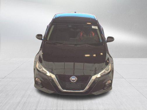 2020 Nissan Altima 2.0 Platinum