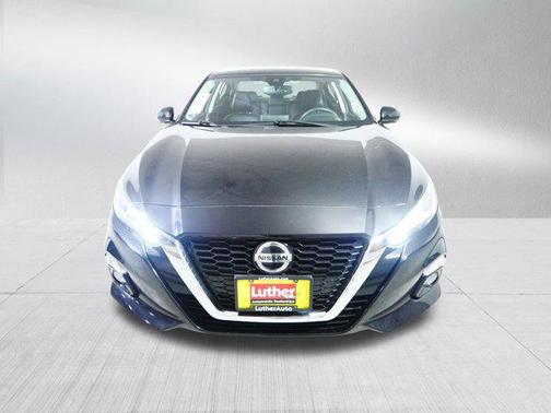 2020 Nissan Altima 2.0 Platinum