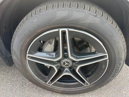 2021 Mercedes-Benz GLC 300 4MATIC