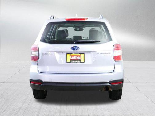 Ice Silver Metallic 2016 Subaru Forester 2.5i Premium