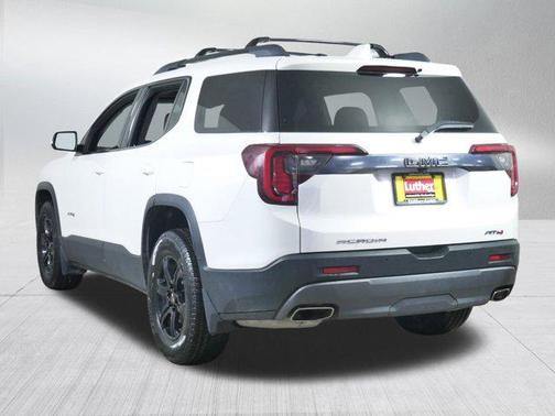 2021 GMC Acadia AT4