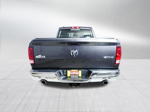 Granite Crystal Metallic Clearcoat 2018 RAM 1500 Big Horn