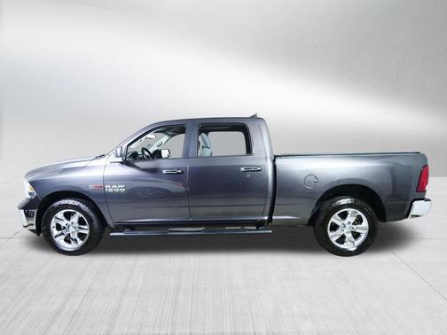 Granite Crystal Metallic Clearcoat 2018 RAM 1500 Big Horn