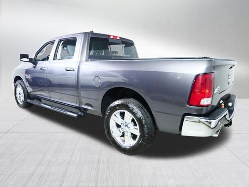 Granite Crystal Metallic Clearcoat 2018 RAM 1500 Big Horn