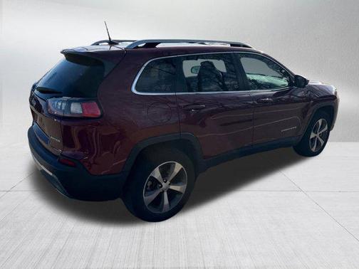 Velvet Red Pearlcoat 2021 Jeep Cherokee Limited