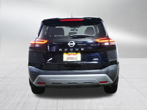 Super Black 2022 Nissan Rogue S