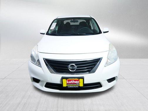 2013 Nissan Versa 1.6 S
