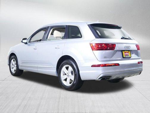 2019 Audi Q7 45 Premium