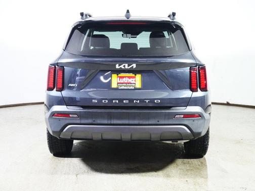 Gravity Grey 2022 Kia Sorento S