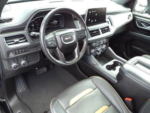 2022 GMC Yukon AT4