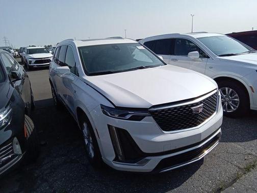 2022 Cadillac XT6 Luxury AWD