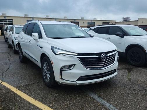2022 Buick Enclave Essence