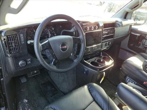 2025 GMC Savana 2500 Work Van