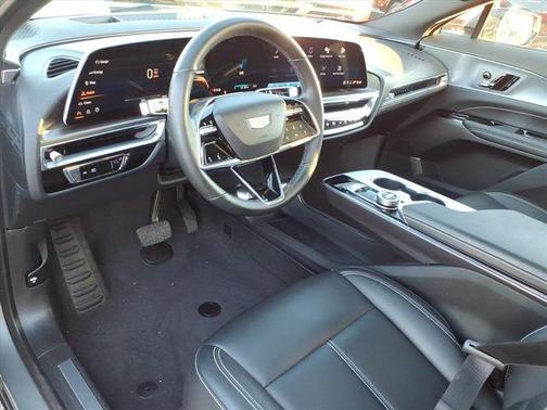 2024 Cadillac LYRIQ Tech