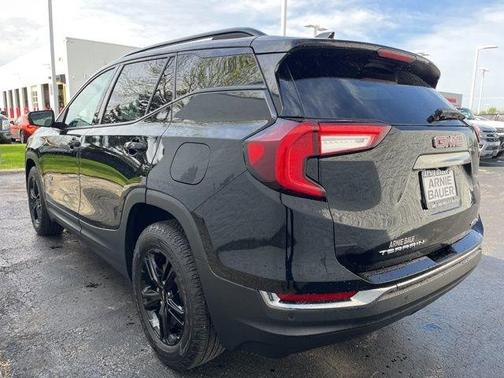 2022 GMC Terrain AT4