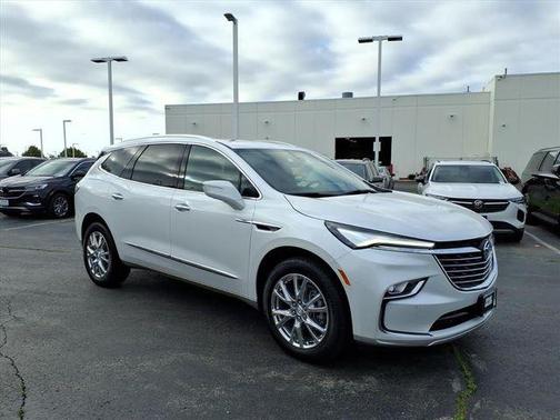 White Frost Tri-Coat 2023 Buick Enclave Premium