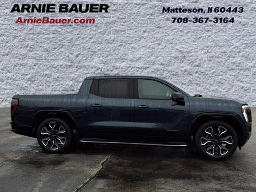 2025 GMC Sierra EV Denali