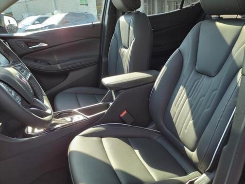 2025 Buick Encore GX Avenir