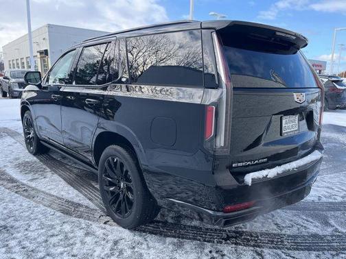 2023 Cadillac Escalade Sport