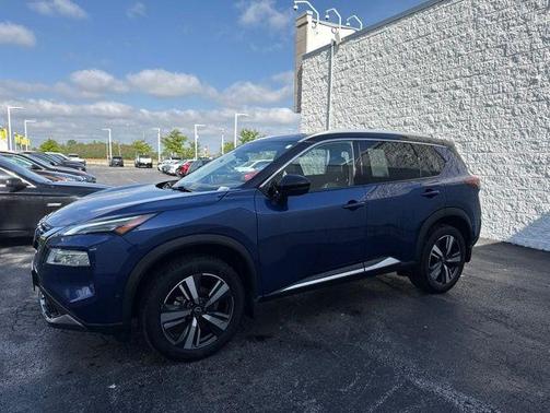 2 Tone Blue / Black 2023 Nissan Rogue SL