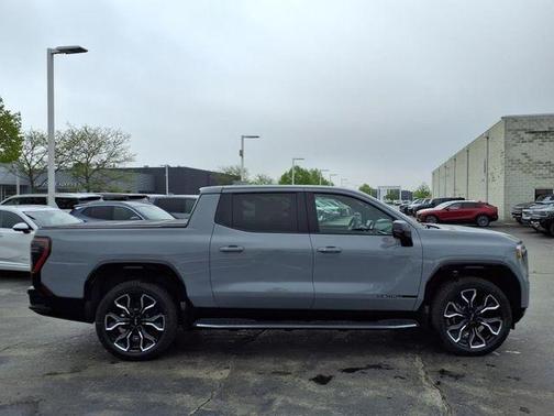 2025 GMC Sierra EV Denali