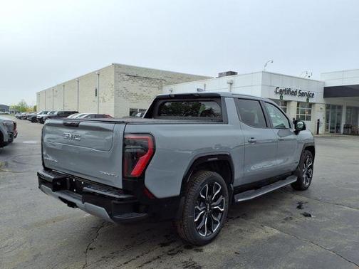 2025 GMC Sierra EV Denali