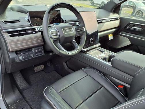 2025 GMC Sierra EV Denali