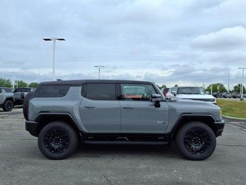 2025 GMC HUMMER EV SUV 2X