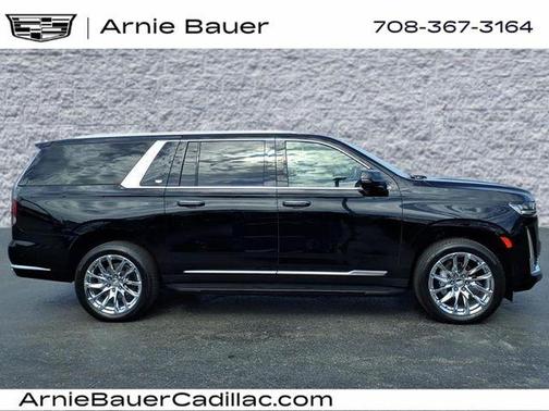 2023 Cadillac Escalade ESV Premium Luxury