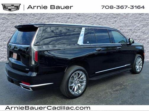 2023 Cadillac Escalade ESV Premium Luxury