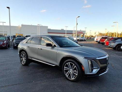 2024 Cadillac LYRIQ Luxury