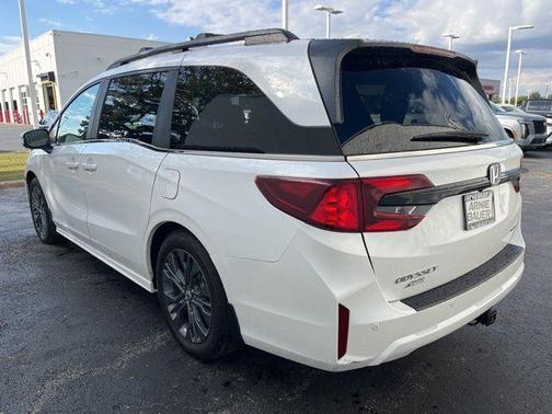 2025 Honda Odyssey Touring