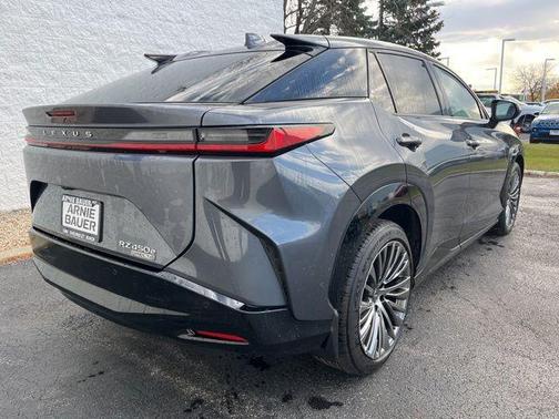 2023 Lexus RZ 450e Luxury