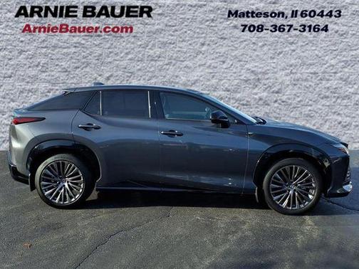 2023 Lexus RZ 450e Luxury