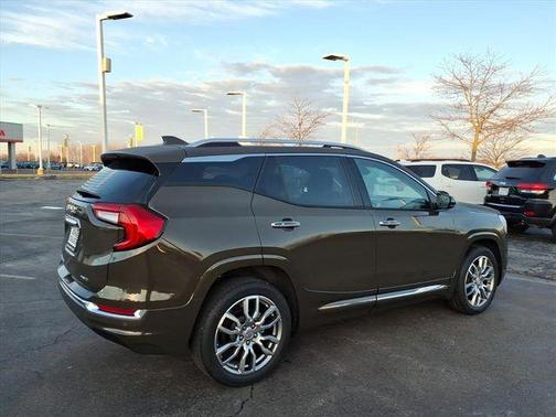 2023 GMC Terrain Denali