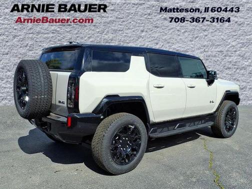 Dune 2026 GMC HUMMER EV SUV 2X
