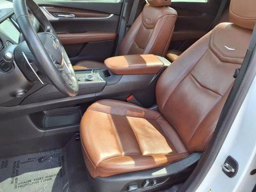 2021 Cadillac XT5 Sport