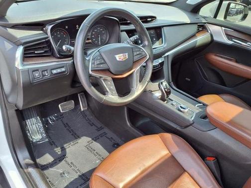 2021 Cadillac XT5 Sport