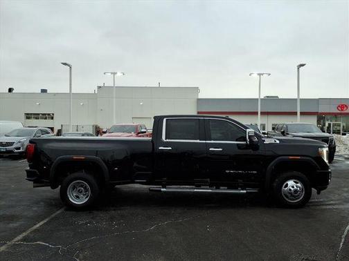 2022 GMC Sierra 3500 Denali