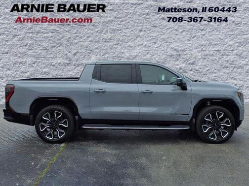 2025 GMC Sierra EV Denali