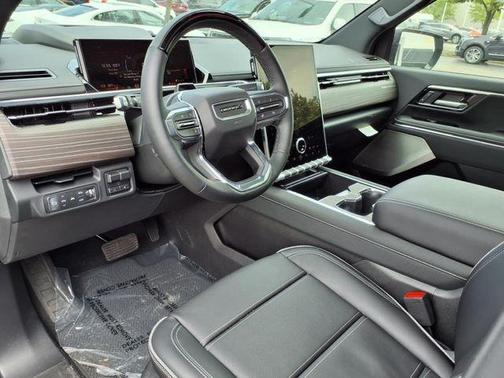 2025 GMC Sierra EV Denali