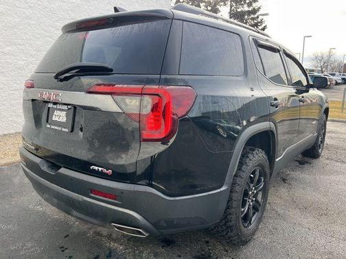 2021 GMC Acadia AT4