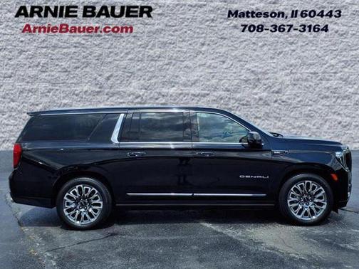 2023 GMC Yukon XL Denali Ultimate