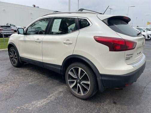 2017 Nissan Rogue Sport SL