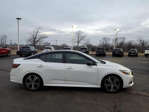 2021 Nissan Sentra SR