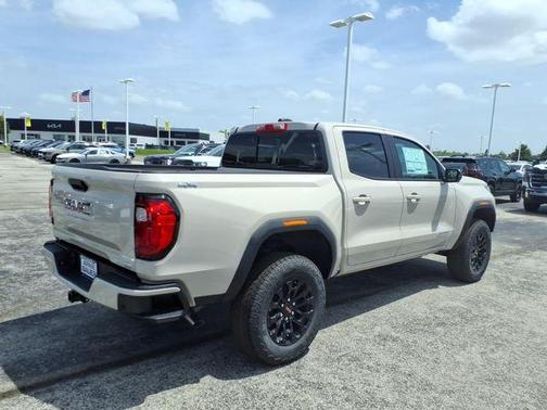 Dune 2026 GMC Canyon Elevation