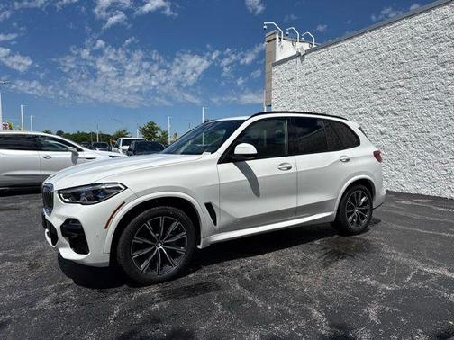 Alpine White 2019 BMW X5 xDrive50i
