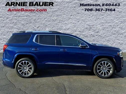 2023 GMC Acadia Denali
