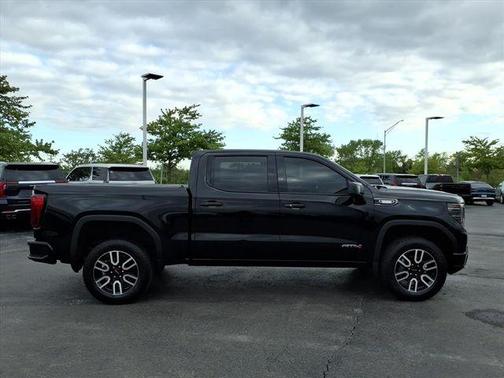 Onyx Black 2023 GMC Sierra 1500 AT4